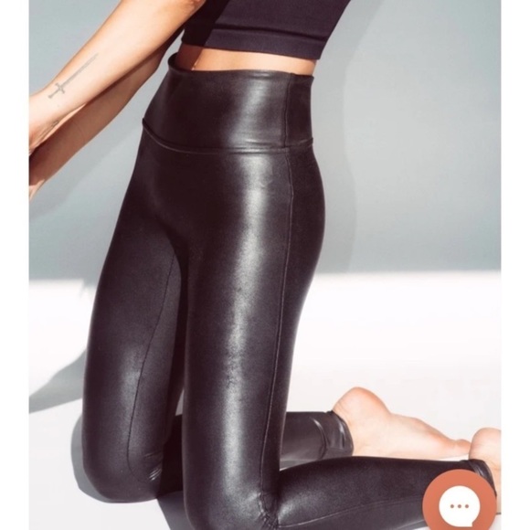 SPANX faux leather leggings L - Picture 5 of 16